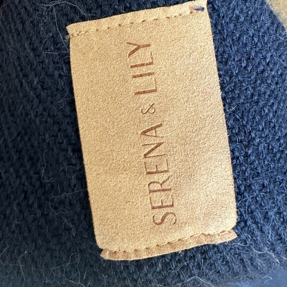 Serena and Lily South ShoreRug, Carpet. Bohemian. Wool 50”x70” Blue/white - Picture 5 of 7